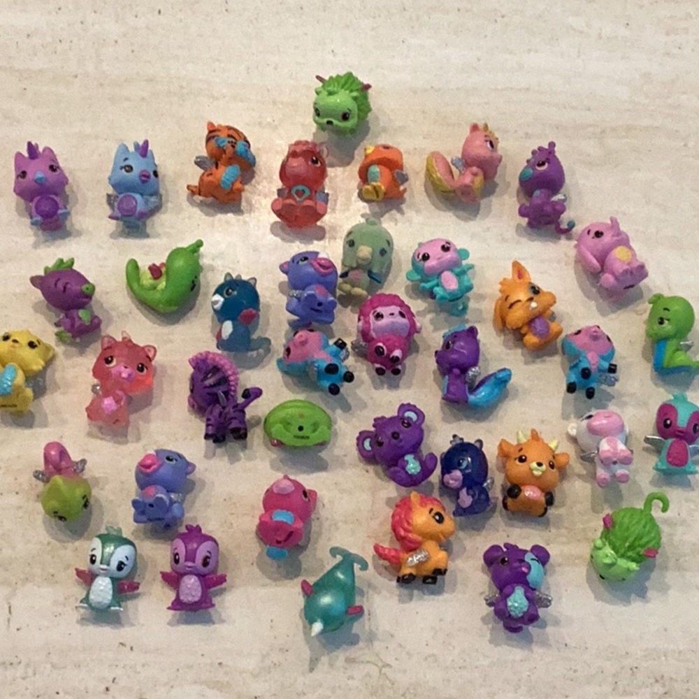 Hatchimals Colleggtibles Toys Mini Toy Figures Figurines Lot Of 37 Collection